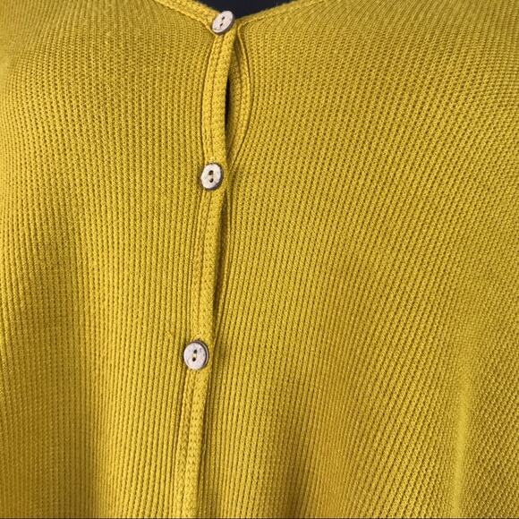 NEWBURY KUSTOM Mustard Bell Sleeved F Top Sz Small - Picture 3 of 6
